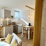 La Merlere : De Charme & Jacuzzi * Langon